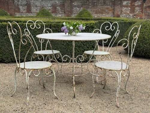 French Garden Set of Table and Four Chairs