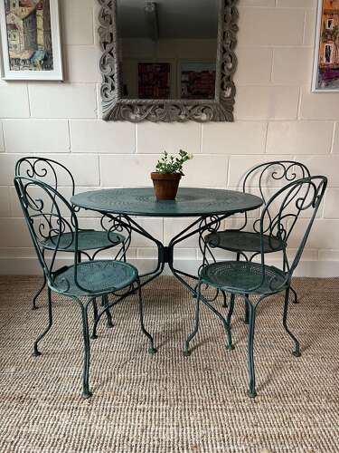French Wrought Iron Garden Set of Table & Four Chairs