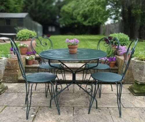 French Garden Table & Four Chairs