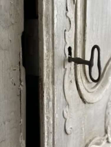 Antique French Armoire (late 18th/early 19th century)