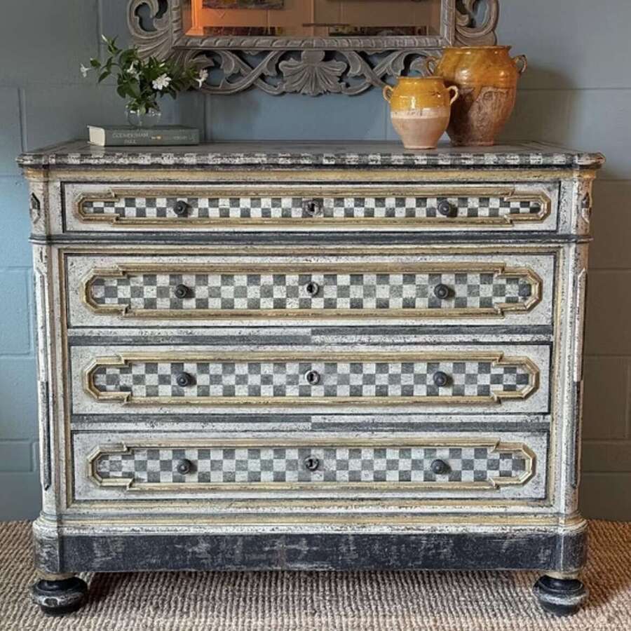 Large French Walnut Chest of Drawers (late 19th century)